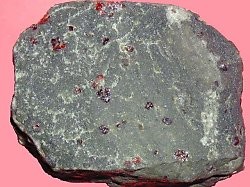 pyrop-1